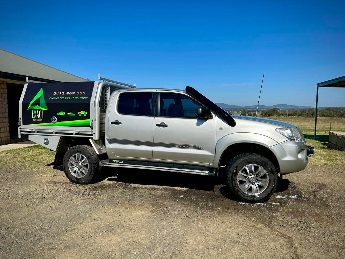 Toyota Hilux N70 (2005-2014) Short Entry Snorkel & Panel Airbox Package