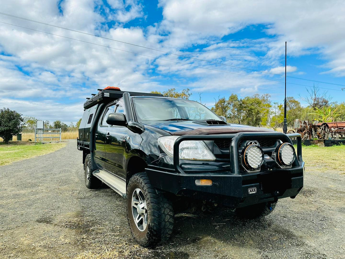 Toyota Hilux N70 (2005-2014) Mid Entry Snorkel & Clear Top Airbox Package