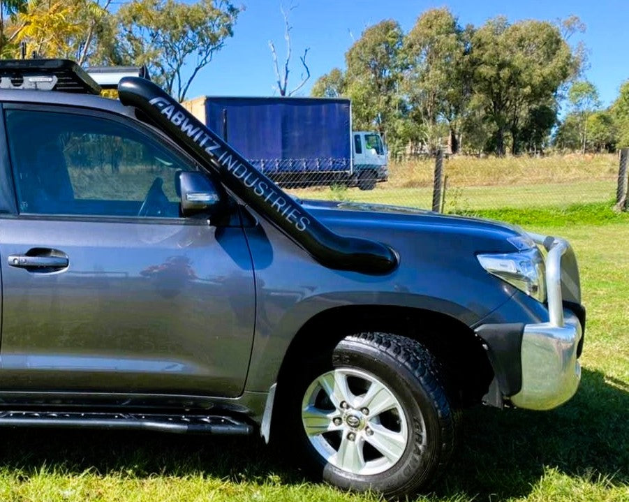 Toyota Landcruiser 200 Series 5" Mid Entry Snorkel