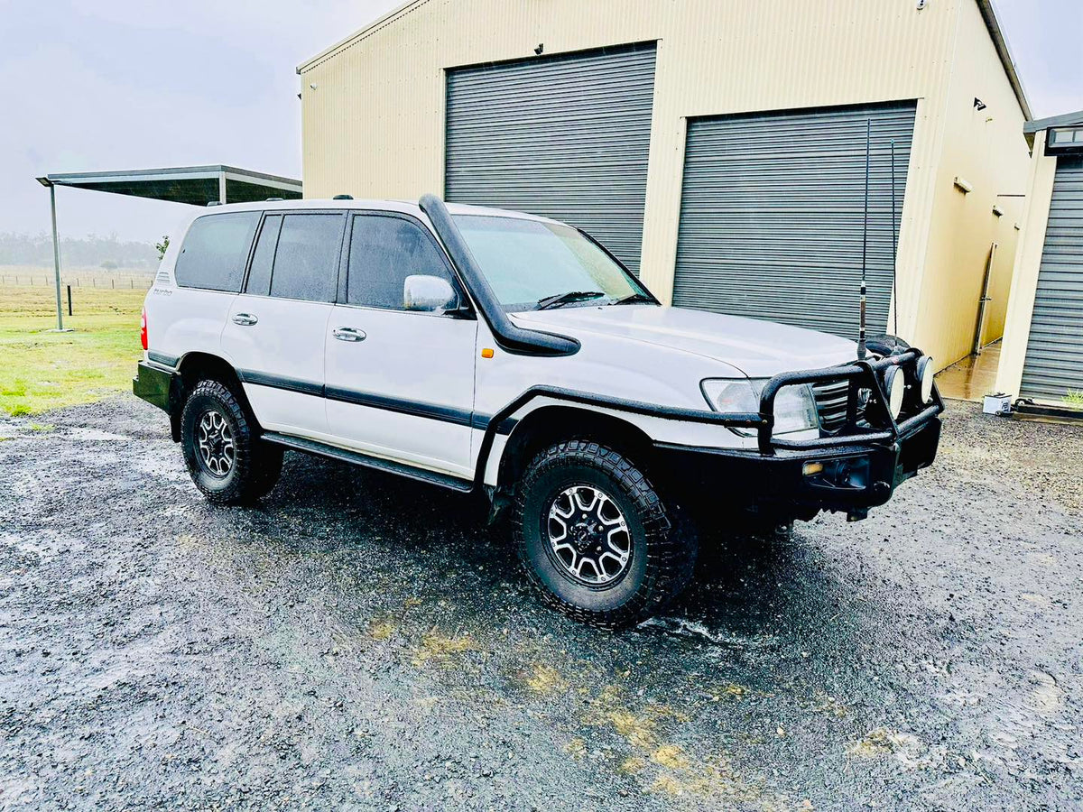 Toyota Landcruiser 100/105 Series 4" Tapered Guard Entry Snorkel
