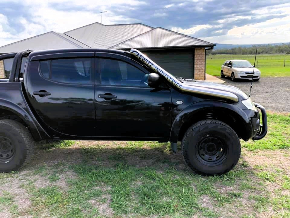 Mitsubishi Triton MN (2009-2014) 4" Long Entry Snorkel
