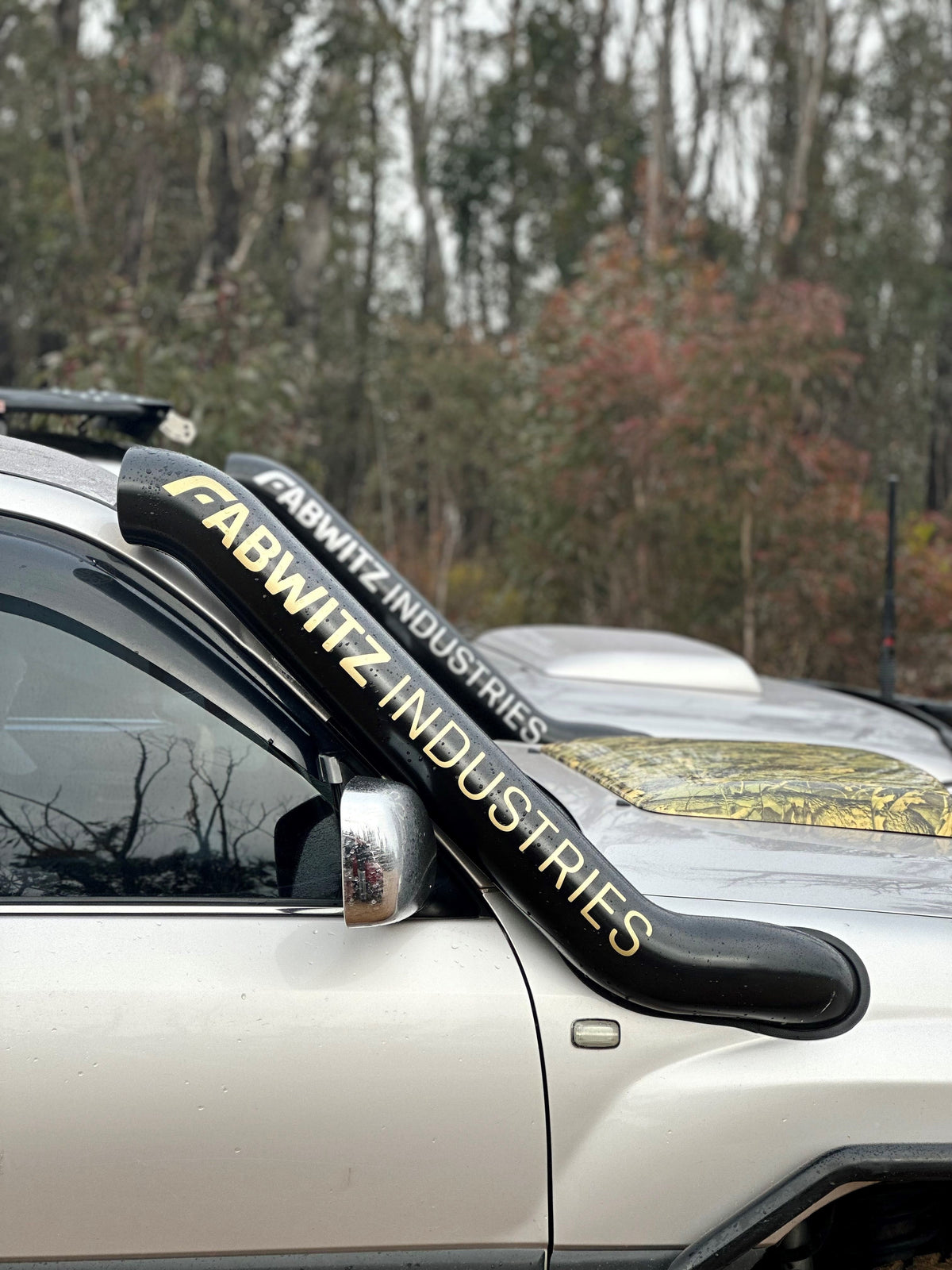 Toyota LandCruiser 100/105 Series 5" Mid Entry Snorkel