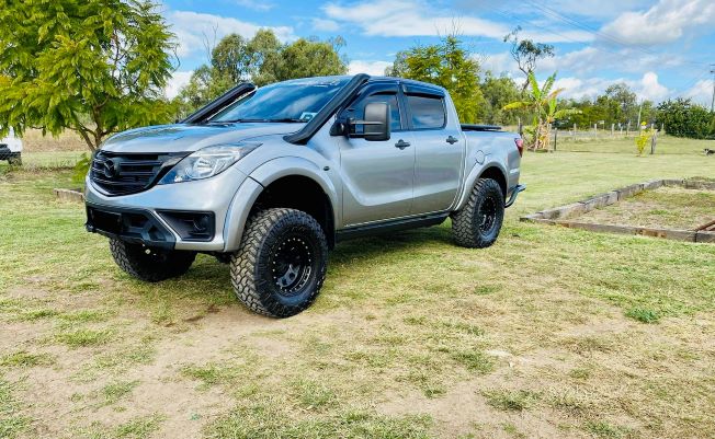 Mazda BT50 (2012-2020) 4" DUAL Mid Entry Snorkels