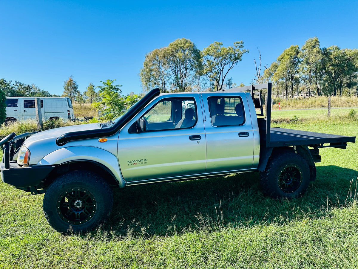 Nissan Navara D22 - 4" Standard Entry Snorkel