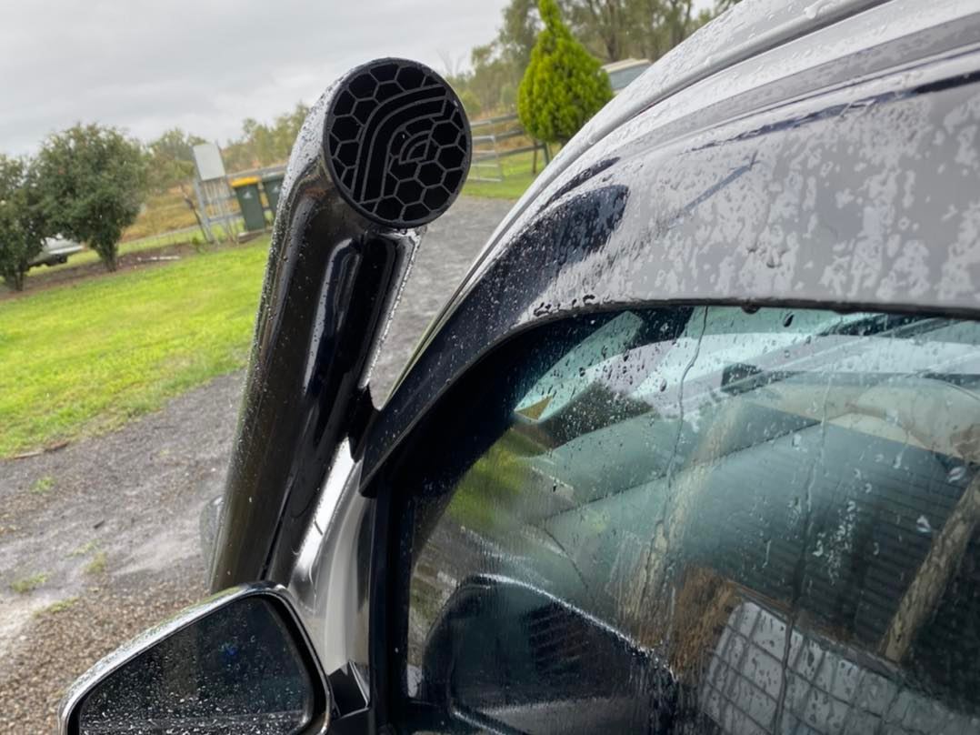 Nissan Navara D40 Spain (2.5Lt 4Cyl) Standard Snorkel & Clear Top Airbox Package
