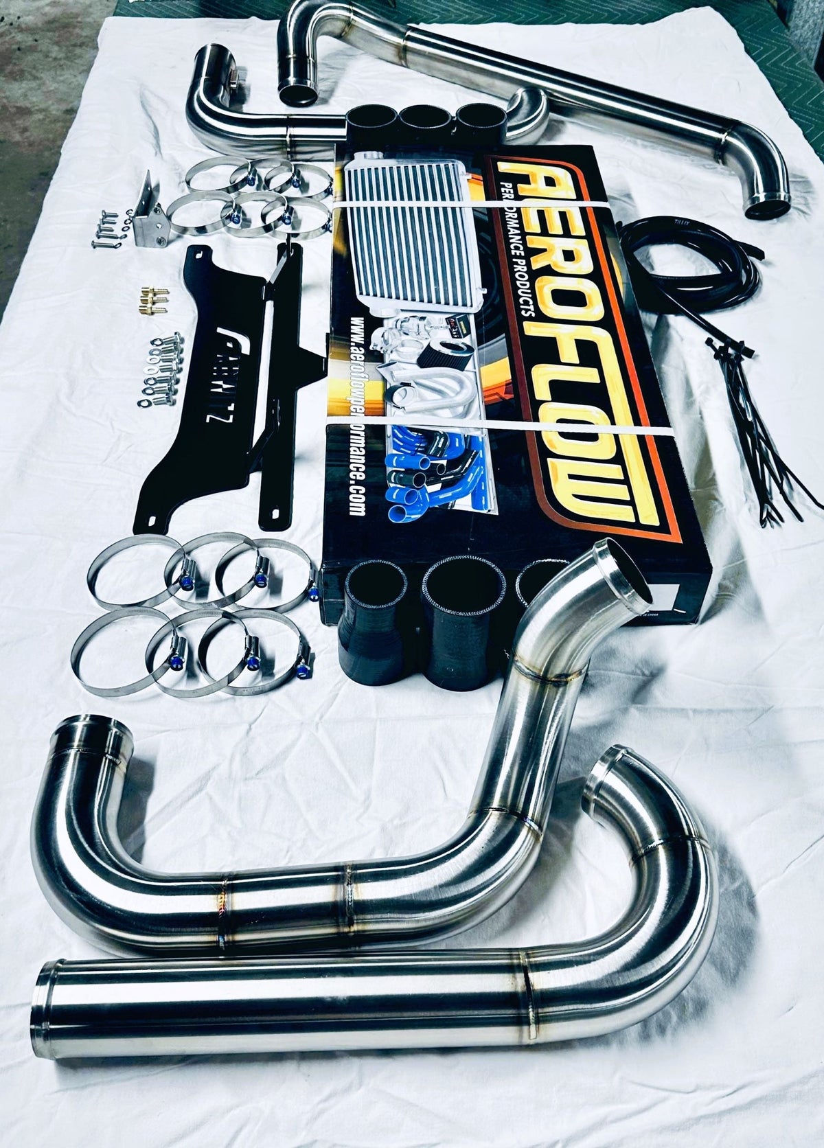 ENTRY LEVEL Nissan Patrol Y61 GU ZD30 DI (2000-2006) Direct Injection - Front Mount Intercooler Full Kit