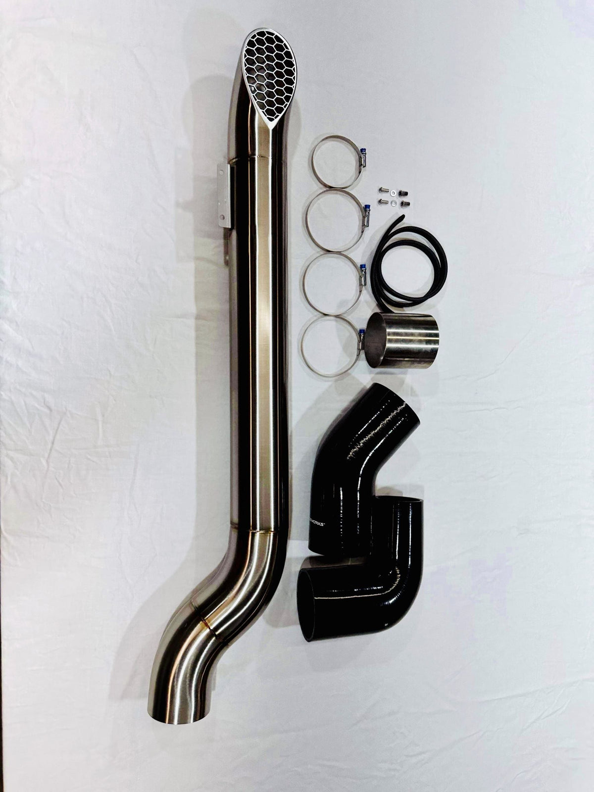 ENTRY LEVEL Toyota Hilux N70 (2005-2014) - Short Entry Snorkel