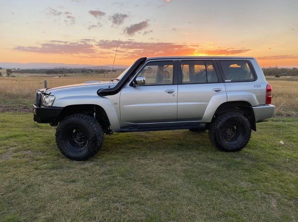 Nissan Patrol GU (ZD30/TD42) 5" DUAL Mid Entry Snorkels