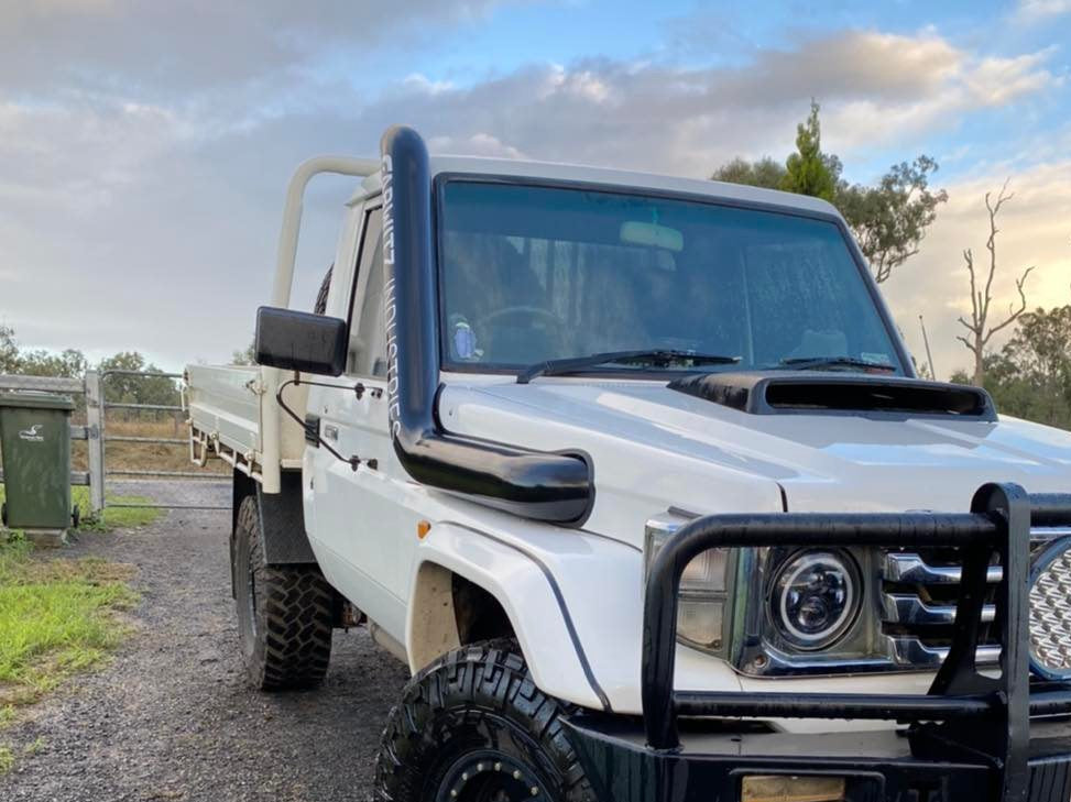 Toyota Landcruiser HDJ (6 Cylinder) 79 Series 5" Snorkel