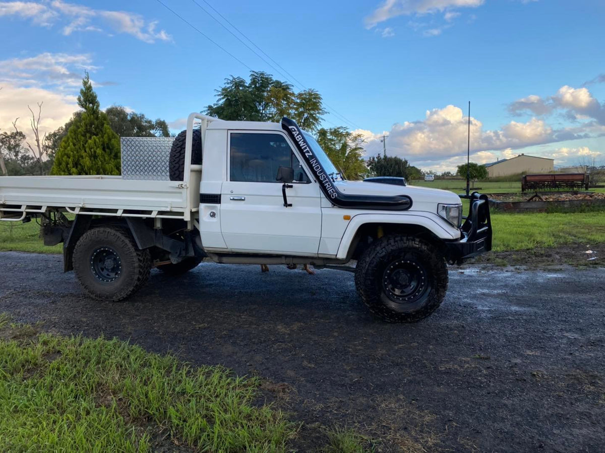 Toyota Landcruiser HDJ (6 Cylinder) 79 Series 5" Snorkel
