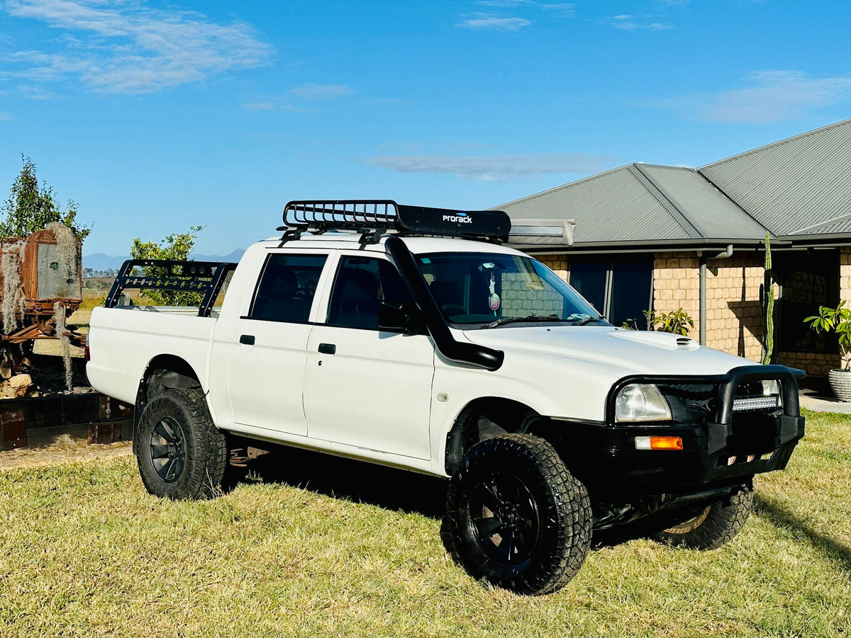 Mitsubishi Triton MK 4" Mid Entry Snorkel
