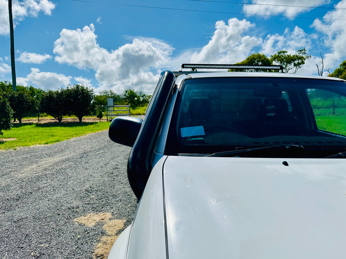 Toyota Hilux N70 (2005-2014) Short Entry Snorkel & Clear Top Airbox Package