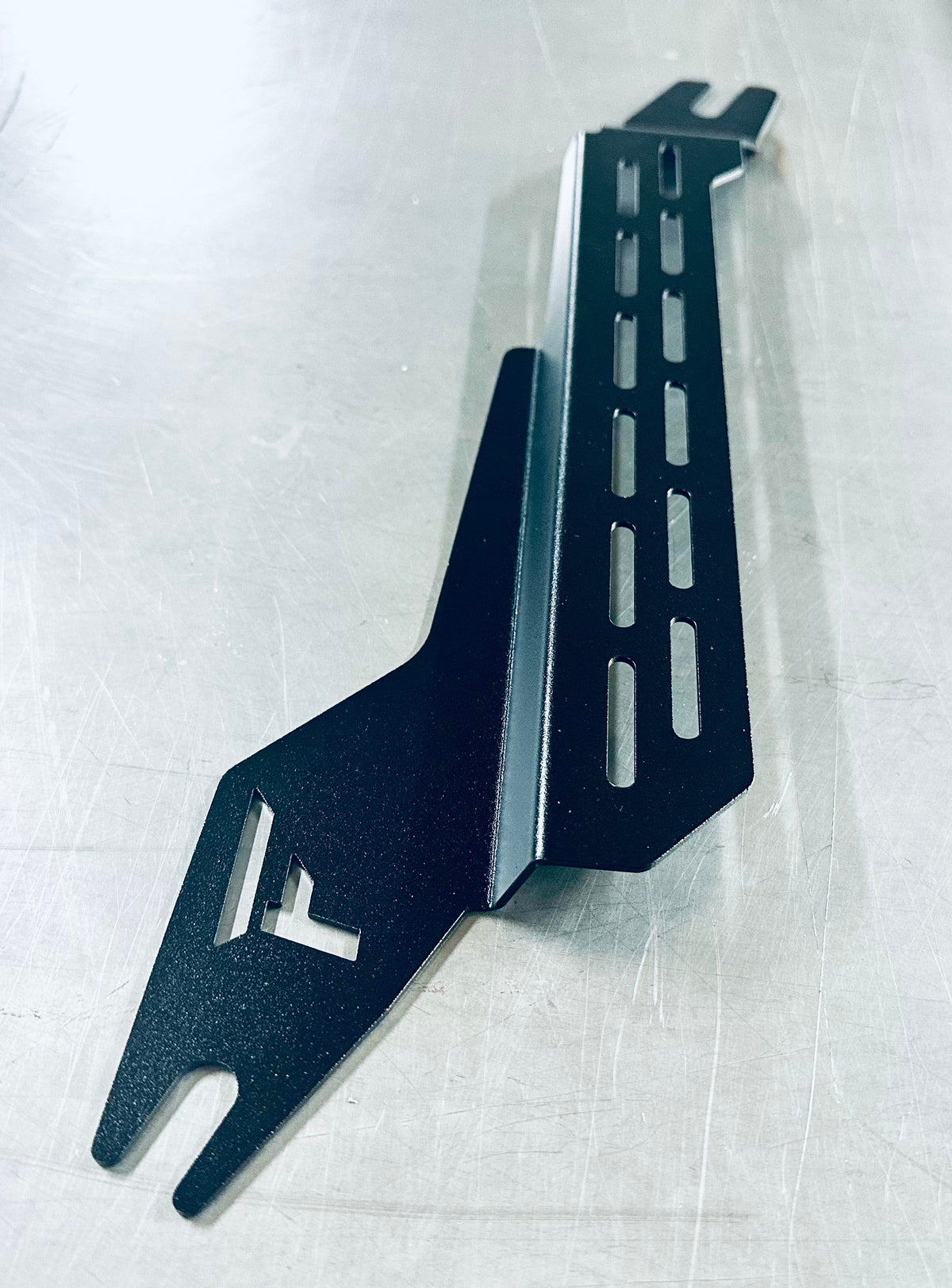 Fabwitz Fire Extinguisher Bracket - to suit Nissan Patrol GU