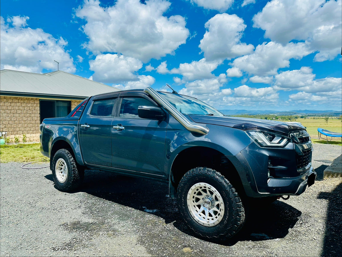 Isuzu Dmax/Mux (2021-Present) 4" Mid Entry Snorkel