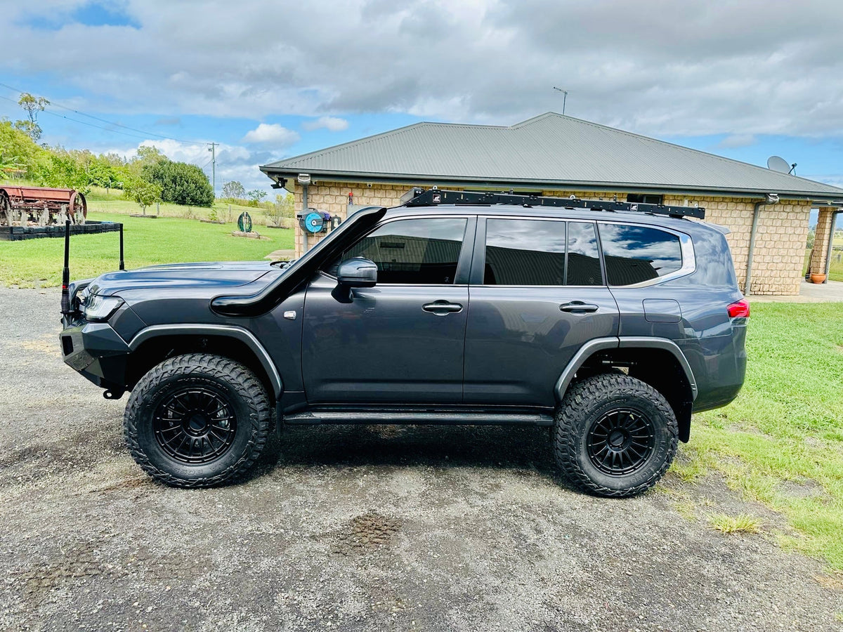 Toyota Landcruiser 300 Series 5" Mid Entry Snorkel