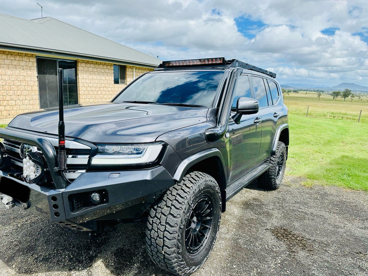 Toyota Landcruiser 300 Series 5" Mid Entry Snorkel