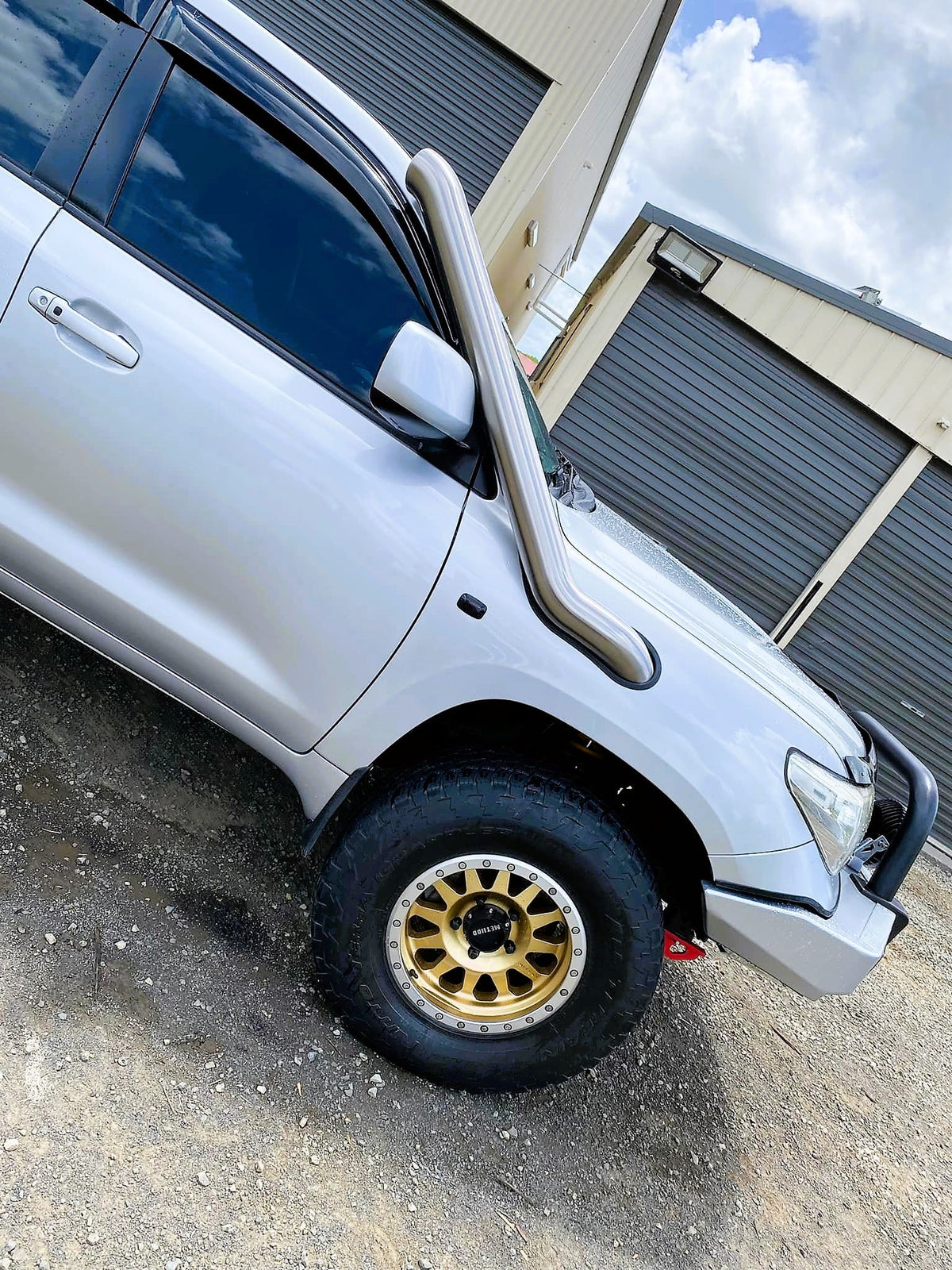Toyota Landcruiser 200 Series 4" Mid Entry Snorkel & Panel Airbox Package