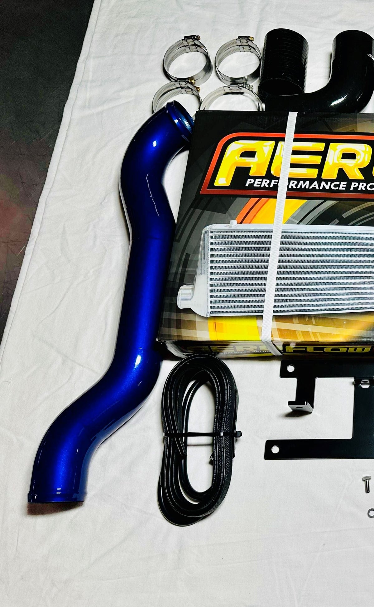 Toyota Hilux N60 LN167 / KZN165 (1997-2004) DIESEL - Front Mount Intercooler Kit