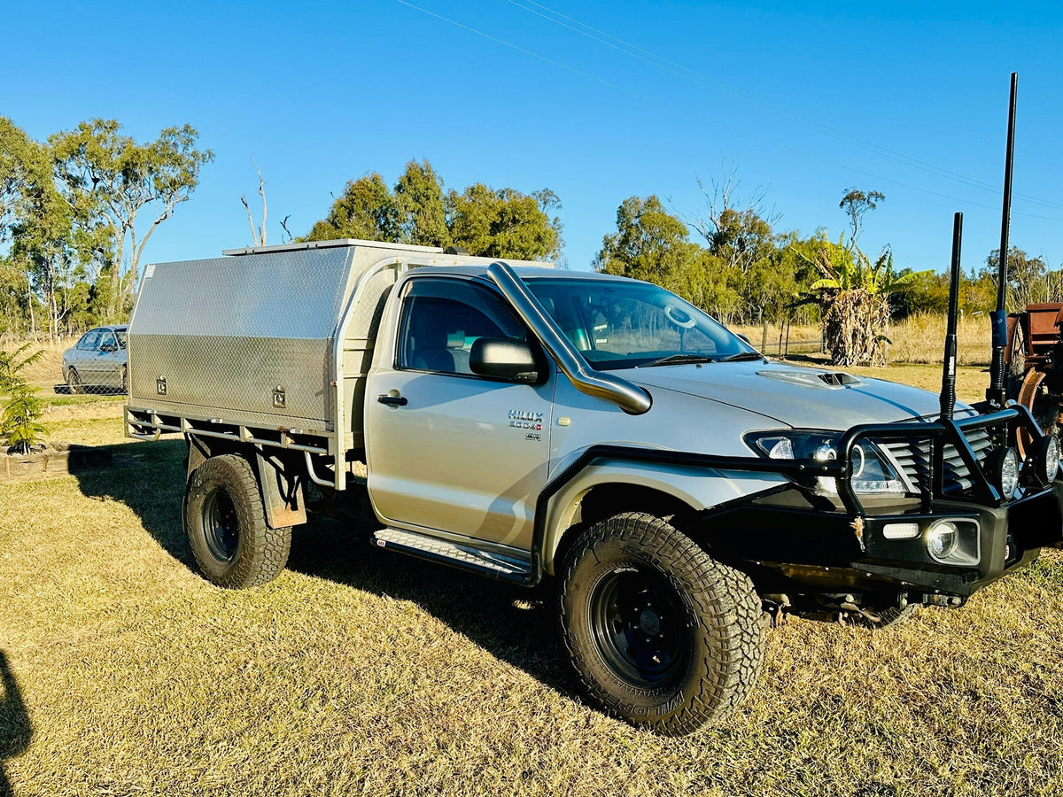 Toyota Hilux N70 (2005-2014) 4" Mid Entry Snorkel