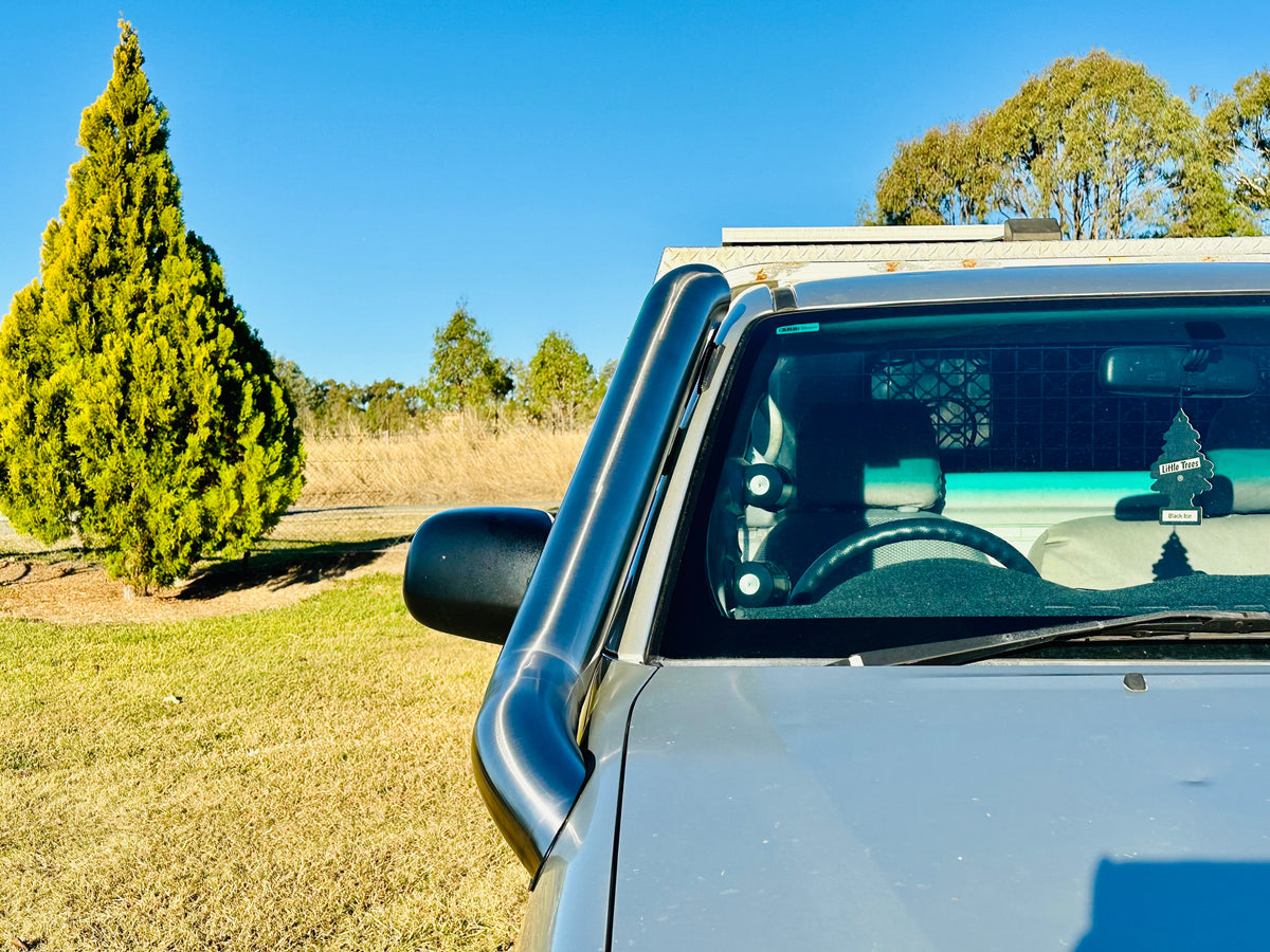 Toyota Hilux N70 (2005-2014) 4" Mid Entry Snorkel