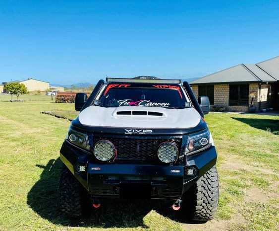 Nissan Navara (D23) NP300 4" DUAL Short Entry Snorkels