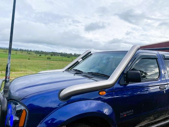 Nissan Navara D22 - 4" DUAL Standard Entry Snorkels