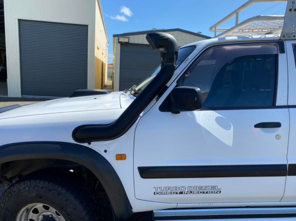 Nissan Patrol GU S1-4 (ZD30/TD42) 4" Cover Up/Rounded Guard Entry Snorkel with Ram Head