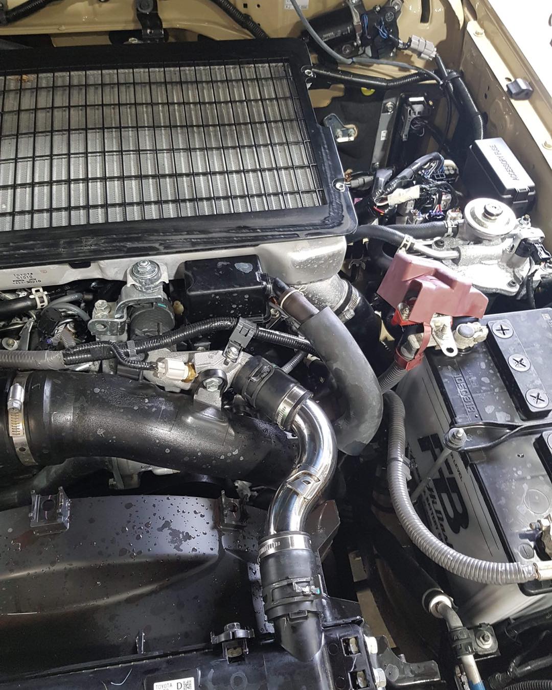 Toyota Landcruiser VDJ 79 Series - Stainless Replacement Top Rad Hose