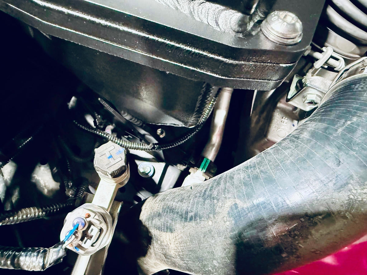 Toyota Hilux N90 - Panel Airbox